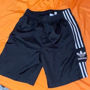 Men’s adidas shorts size small